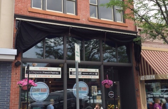 LOFT VIEILLE VILLE SURPLOMBANT LA VIEILLE PLACE DE LA VILLE! Marchez vers TOUT! TOUT NEUF / MEILLEUR PRIX