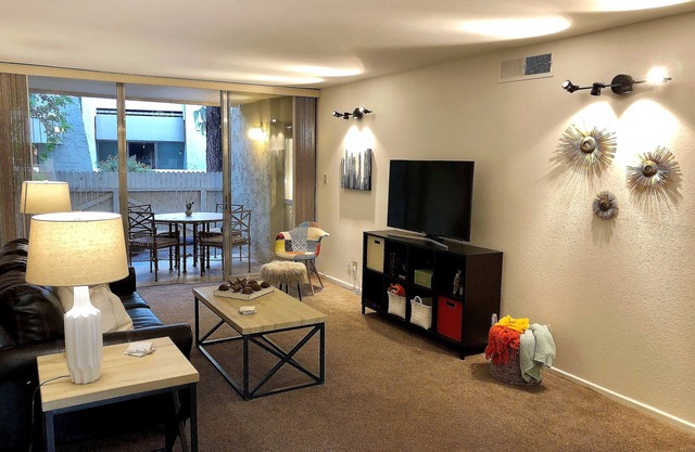 Vieille ville Scottsdale Condo! Quartier des divertissements!