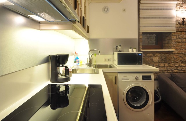 VIEUX VINTAGE APPARTEMENT À BALAT