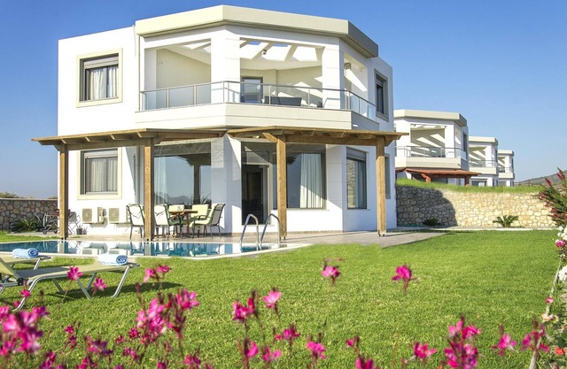 Olga Villas at Lahania Beach (Villa D)