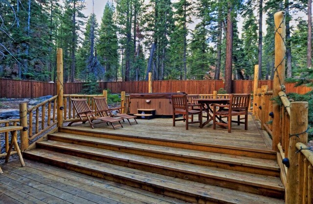 Olive Branch - Luxe Pet-Friendly 4 BR w / spa - de marche du lac!