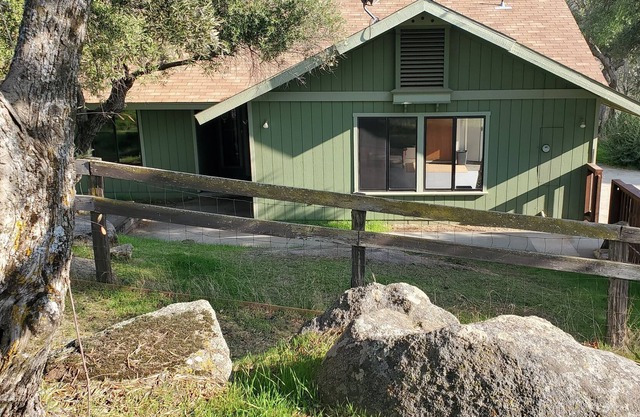 Olive Cottage near Yosemite National Park