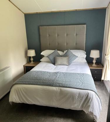 Olive Lodge