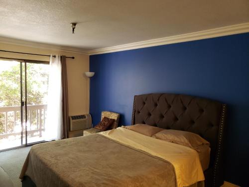 Olympic Suites B08