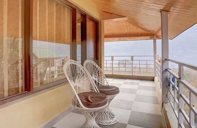 Omavya Cottage