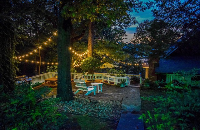 Sur le Rocks Cottage. Lakefront, animaux acceptés. 16 couchages. Bunkhouse. Wifi gratuit