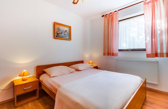 Appartement d'une chambre avec la terrasse Mali Losinj, Losinj (A-376-b)