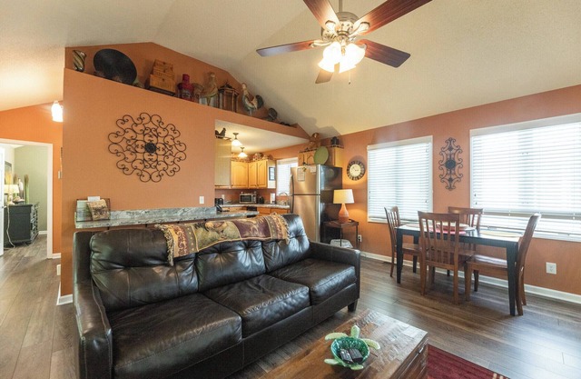 One bedroom Bayside Condo
