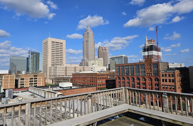 One Bedroom Condo downtown on the lake