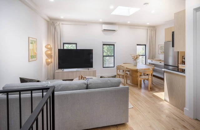 One-Bedroom Penthouse Apartment in PRIME Williamsburg!