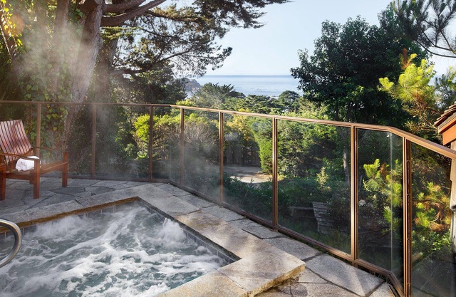 ONE BEDROOM SUITE, CARMEL RESIDENCE RESORT AND CLUB!