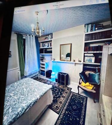 One bedroom self-catering flat centrally located