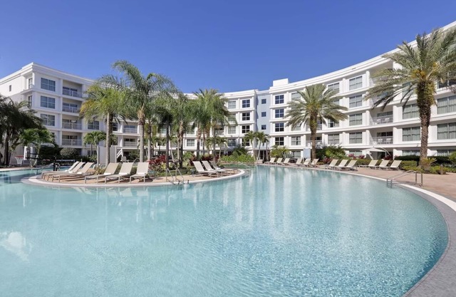 One Bedroom Suite at Meliá Orlando Celebration Resort, Free Parking