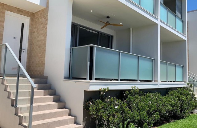 One Bedroom Townhouse near Caves Beach