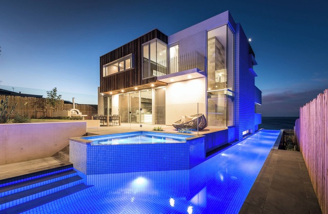 One Eighty° Marino - Ocean Front, 25m Heated Infinity Pool with Coastal Views