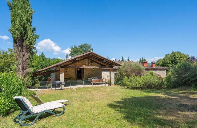 1 chambres hébergement à Pratovecchio