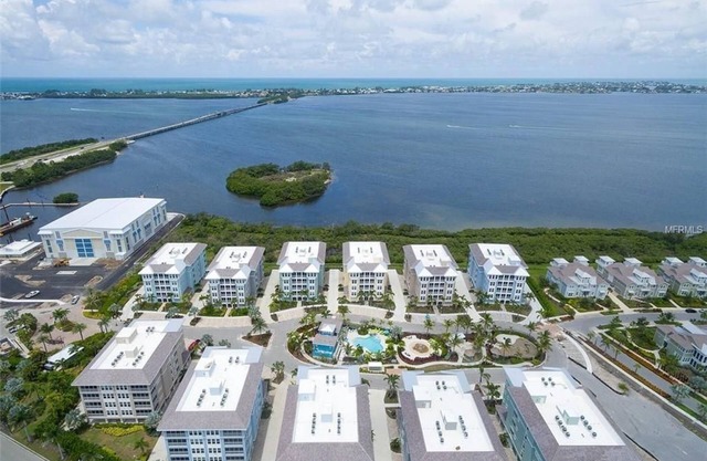 Un Penthouse Port particulier avec vue sur Anna Maria Sound