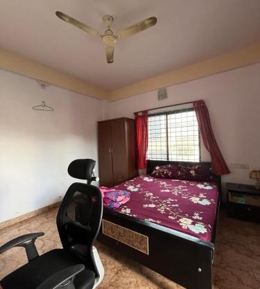 One room in a fully furnished two bhk