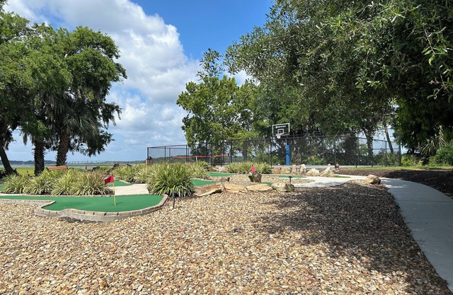 Four rounds of Golf FREE per day on 18 holes!