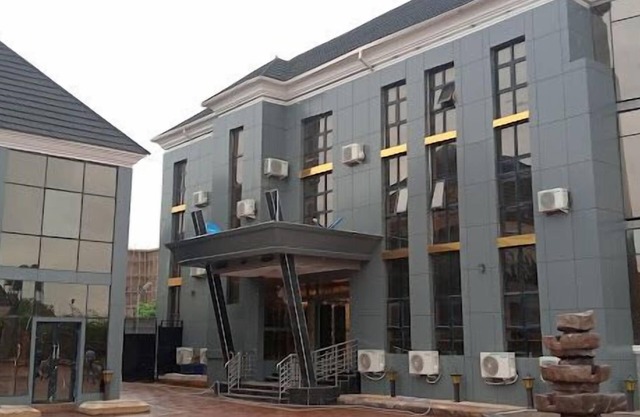 One World Luxury Hotel