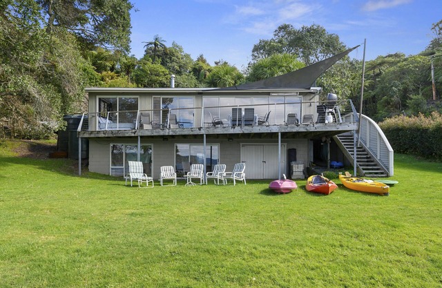 Onepoto Bay Lodge - Maison du lac Rotoiti
