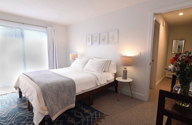 OnQ: A condo in Quechee Lakes overlooking the Ottauquechee River