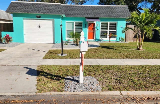 Openings for April and May at our Beach Cottage-3 minutes to the Gulf of Mexico!