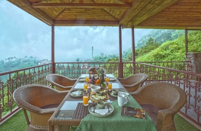 Opulence Kasauli| 7 bedroom Villa | Open Theatre
