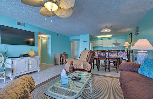 Orange Beach Resort Condo w / Pool, 7 Mi à Hangout