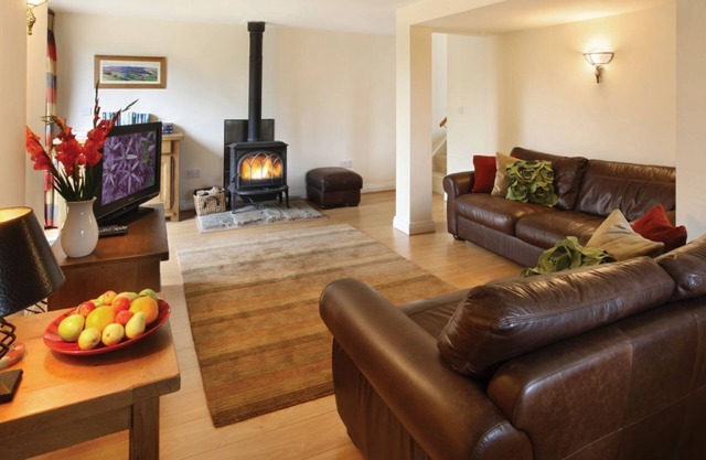 Orchard Cottage, sur la frontière du Cheshire, est une grange intrigante dans le Peak District.