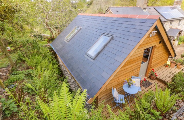 Loft Orchard, MODBURY