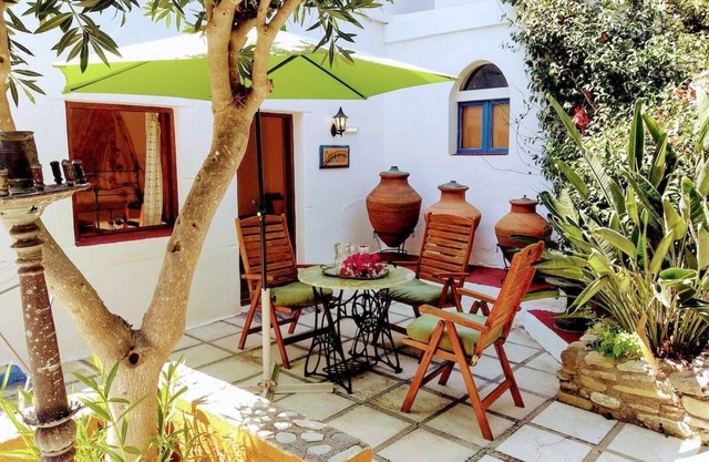 Un complexe calme dans les montagnes de Kos avec 3 appartements!