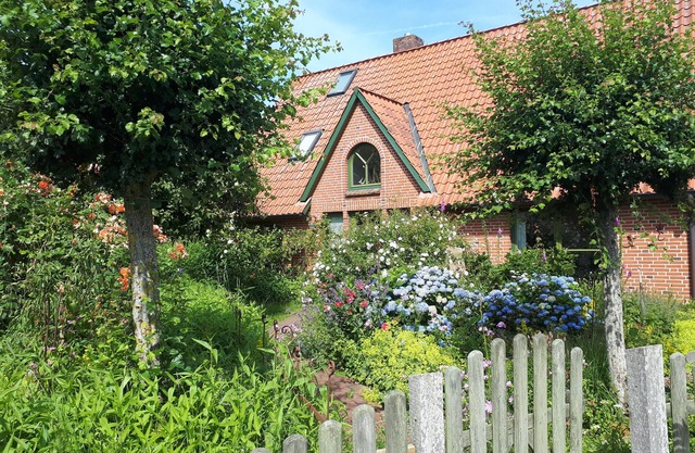 Maison de vacances biologique, jardin idyllique. Pour toi seul!