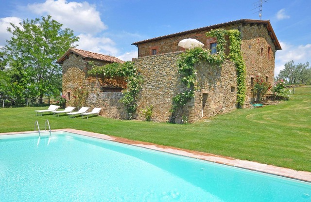 Orietta 4 - Location de vacances dans une ferme avec piscine près de Sienne, Toscane