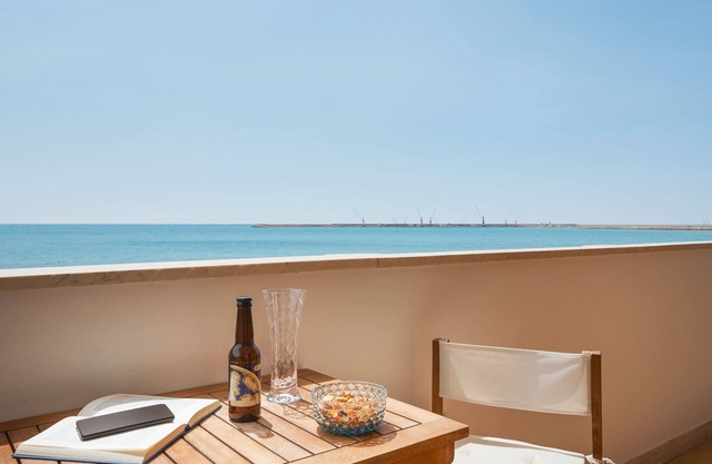 CaseSicule: Cerasuolo, fantastique vue sur la mer avec balcon et grandes fenêtres, Wi-Fi