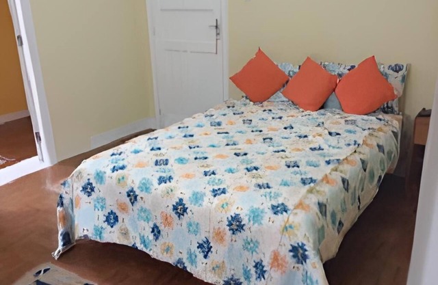 Orquídea Room - suite type - Prox. Metro Butantã/USP