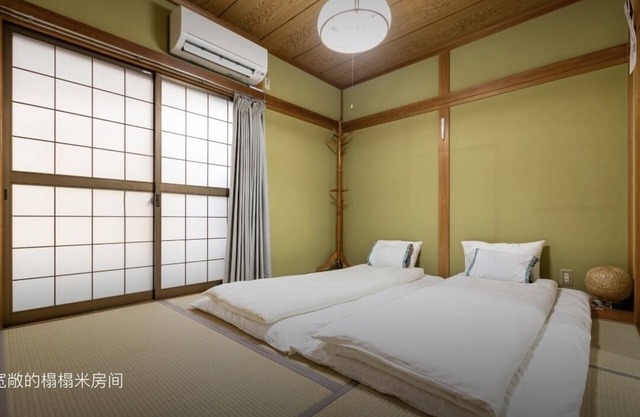 ★ nouveau ouvert ★ Arrivée à Namba en train pendant 10 minutes ★ 4 minutes à pied de la gare ★ Maison individuelle ★ Tatami et chambre à coucher ★ Personnage