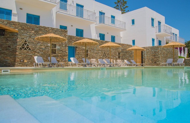 Ostria Hotel