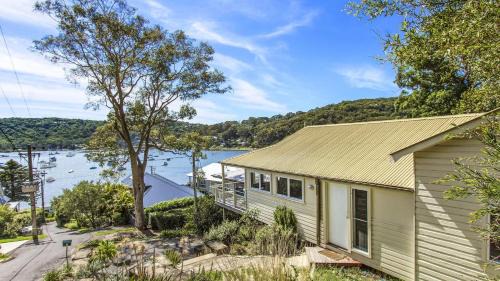 'Otella Cottage' by Accom Holidays