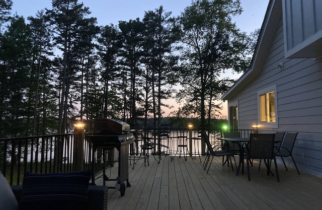Notre endroit heureux! Incroyable maison de vacances sur le lac Hartwell