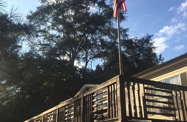 Notre propriété privée est nichée entre Lineville et le lac Wedowee en Alabama.