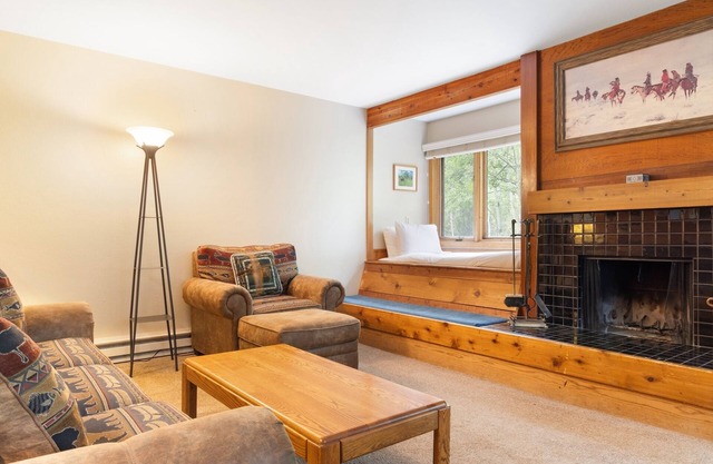Outpost: Cottonwood 514 - Aspens Neighborhood!
