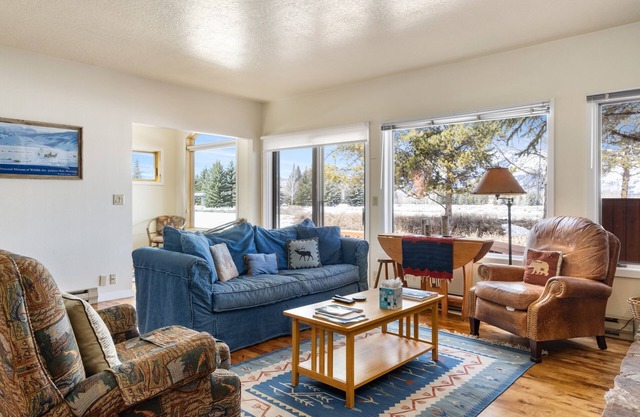 Outpost: Teton Shadows Granite F - Close to National Park!