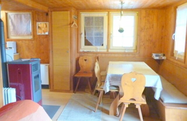Extérieur : Appartement au rez-de-chaussée d'un chalet, près du funiculaire, pour 2 à 4 personnes, g