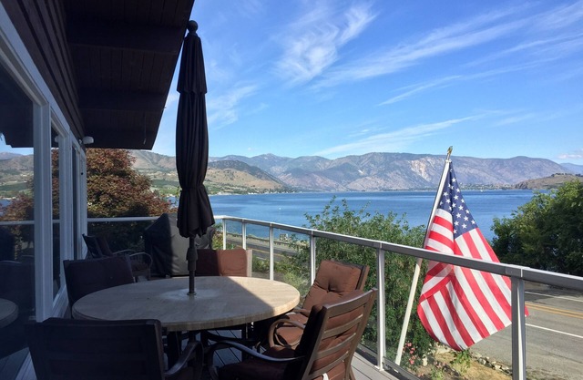 Vues exceptionnelles avec accès pratique au lac Chelan