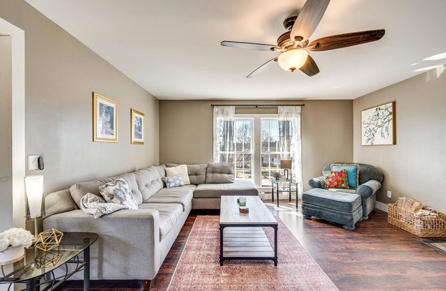 'Over Andover' Retreat w/ Hot Tub: Walk to Lake!