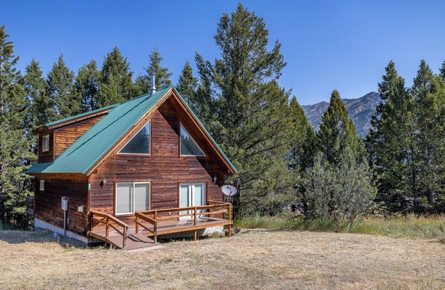 Overlook cabin in Alpine WY