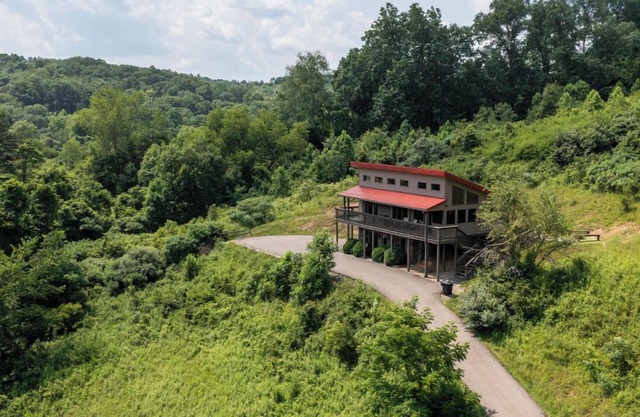 Overlook | Hocking Hills