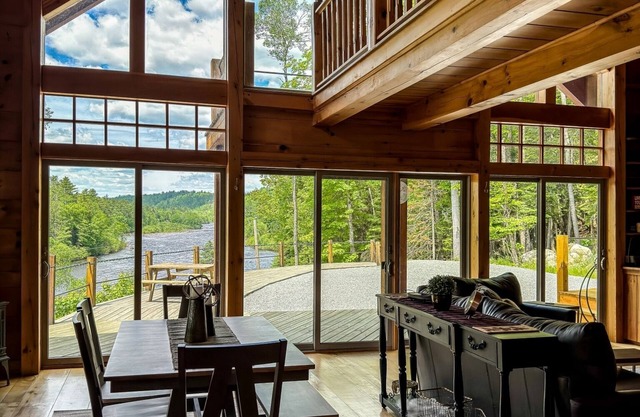 Overlook House w/ Panoramic Views - Sleeps 8, Rafting, Hiking, ATV Trails Access