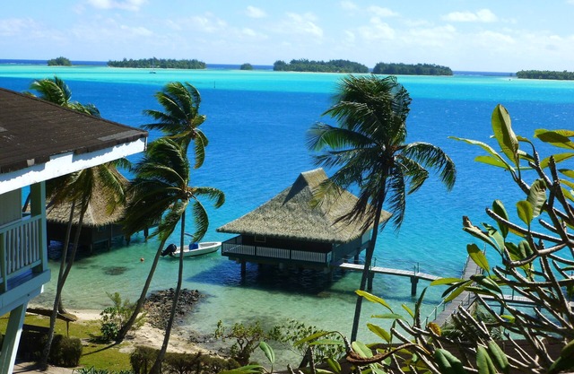 OVERWATER BUNGALOW N°3